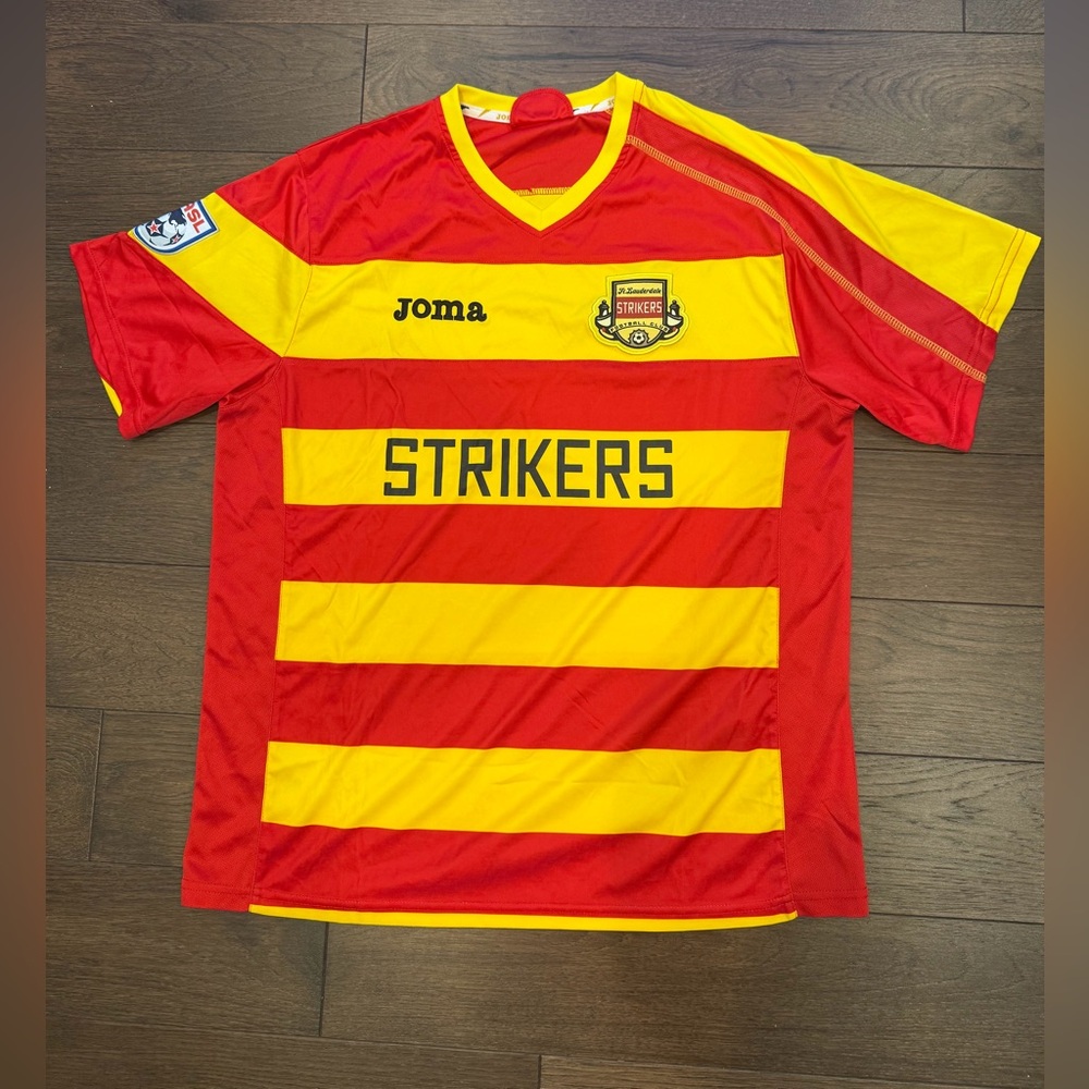 Joma Strikers Red and Yellow Soccer Jersey Size Large